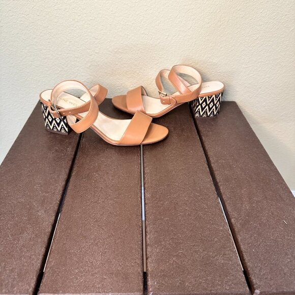 NINE WEST Wrap Patterned Raffia Block Heel Sandals - 8 - Picture 5 of 8